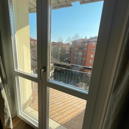 Soleo Guesthouse Монца Екстериор снимка