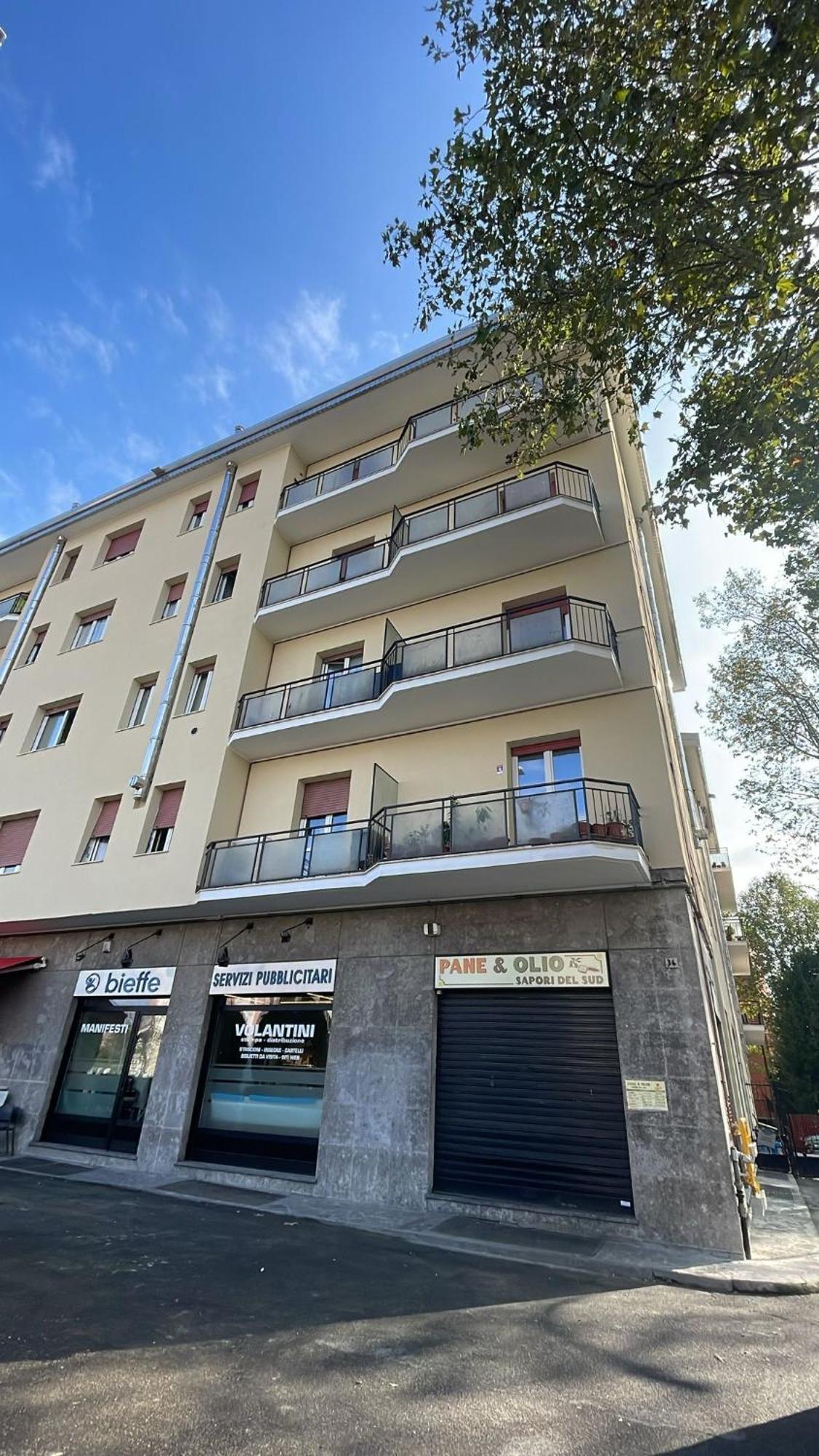 Soleo Guesthouse Монца Екстериор снимка